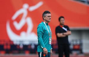 东体：对安东尼奥的信任不应动摇，助力国奥队迈向辉煌新高度
